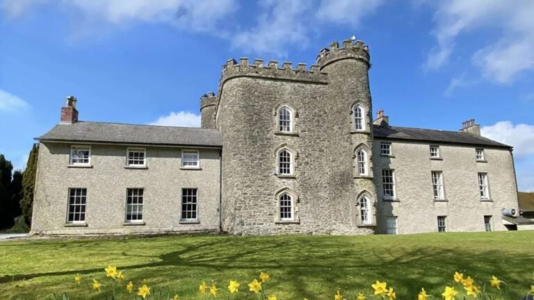 How Rehab Centers Treat Gambling Addiction